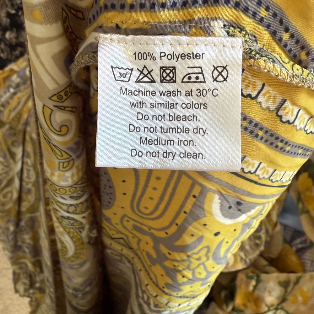 Yellow Paisley Off Shoulder Boho Maxi Dress sz M Festival Indie Airy Celestial - Picture 9 of 9